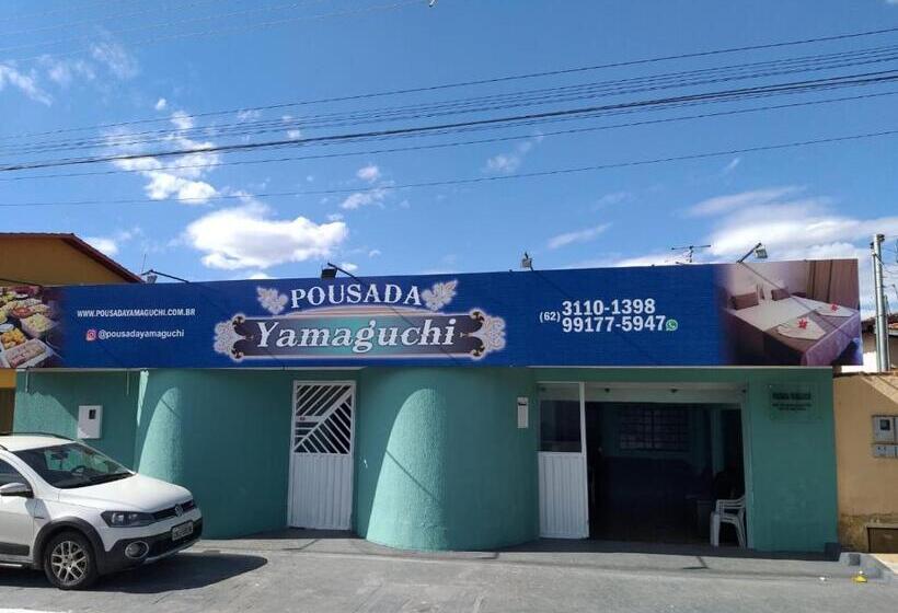 ホテル Pousada Yama