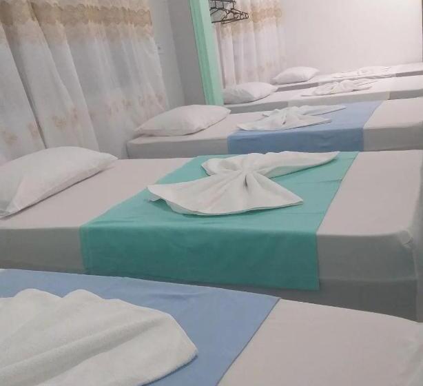 ホテル Pousada Yama