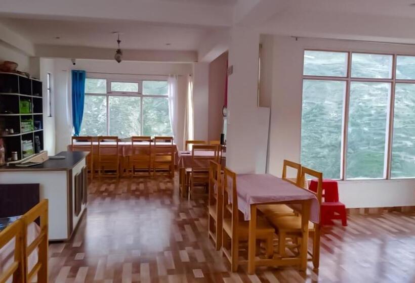 فندق Ranika Inn Keylong