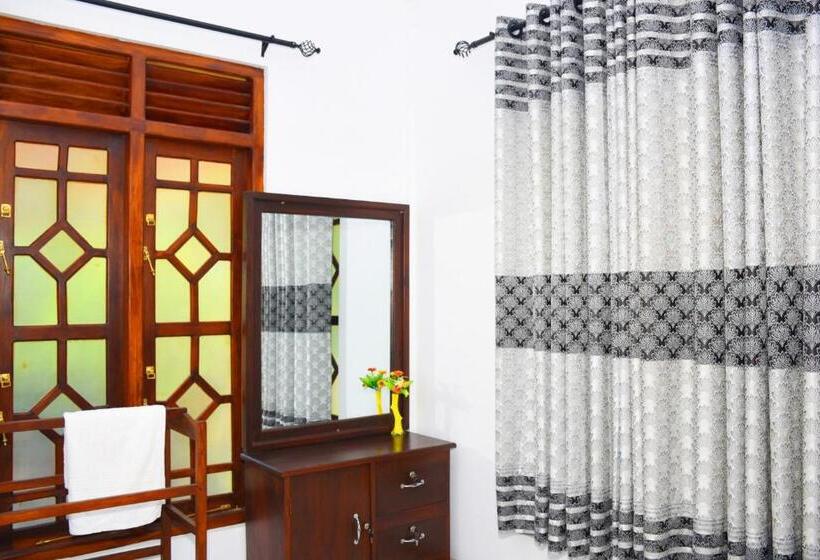 ホテル Sasanda Villa And Yala Safari Place