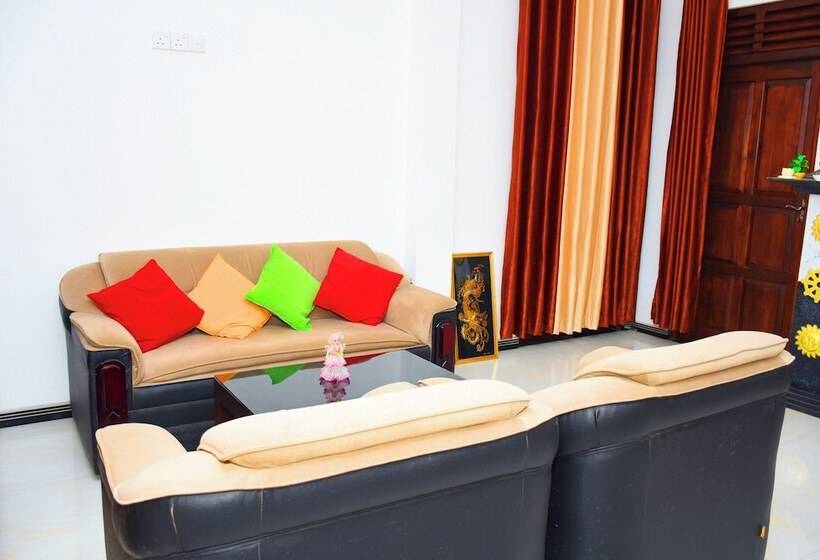 ホテル Sasanda Villa And Yala Safari Place