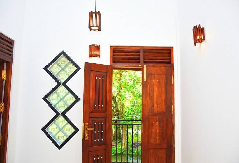 ホテル Sasanda Villa And Yala Safari Place