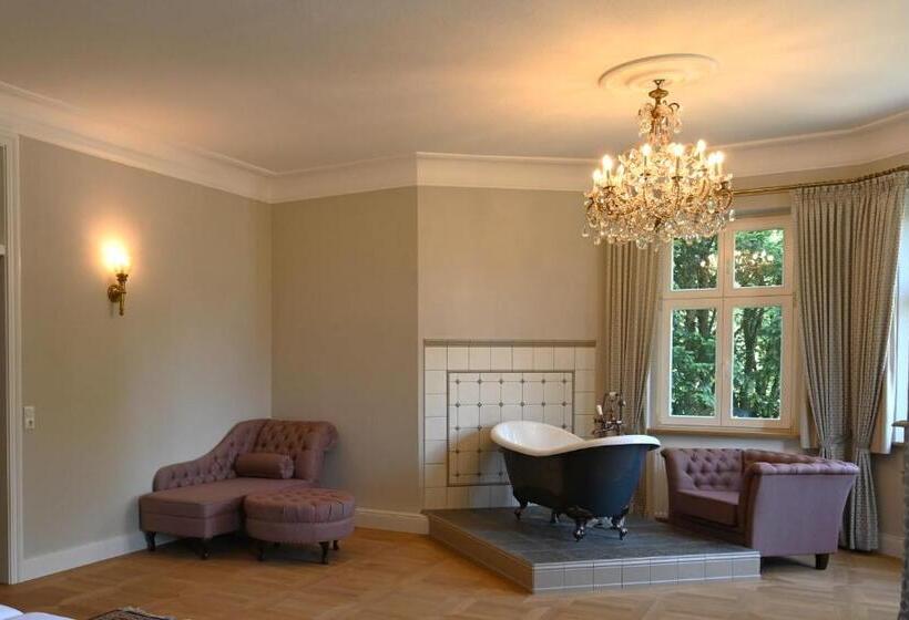 호텔 Schloss Sigrön Superior Camping Und