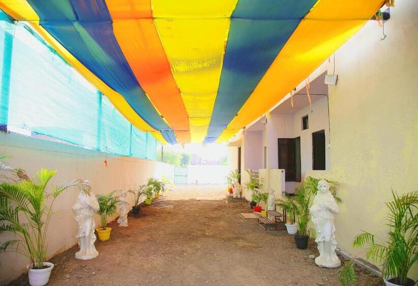 בית מלון כפרי Shri Shyam Palace