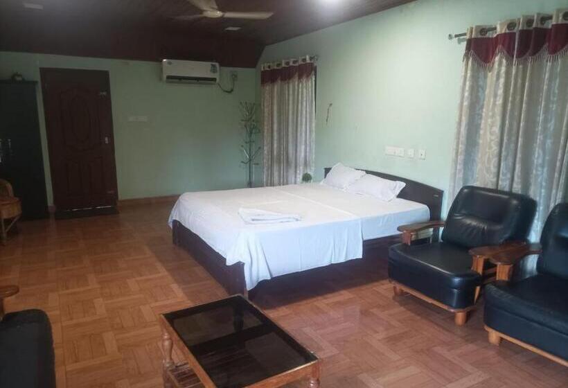 Отель Silent River Resort