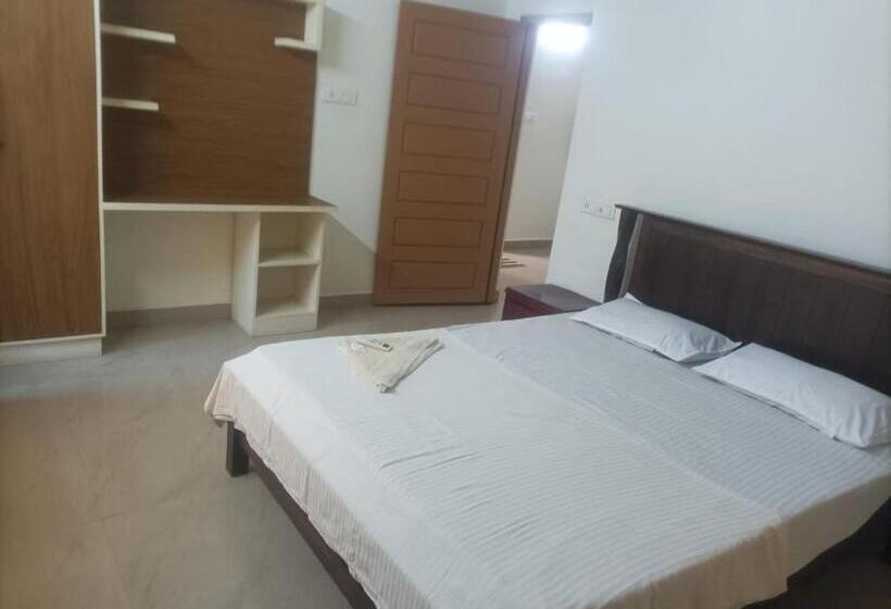 Отель Silent River Resort