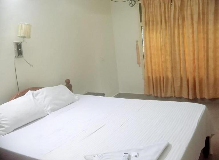 Отель Silent River Resort