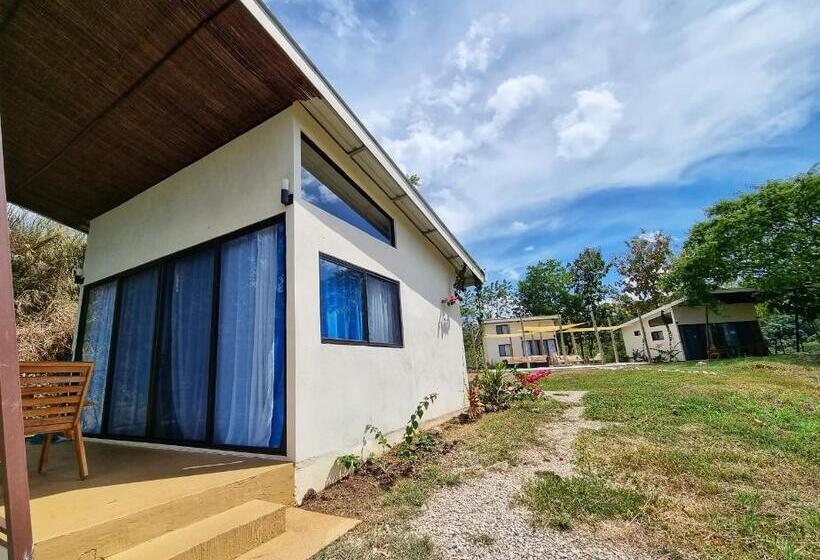 Отель Skycloud Bungalows Amazing Mountain And Ocean Views