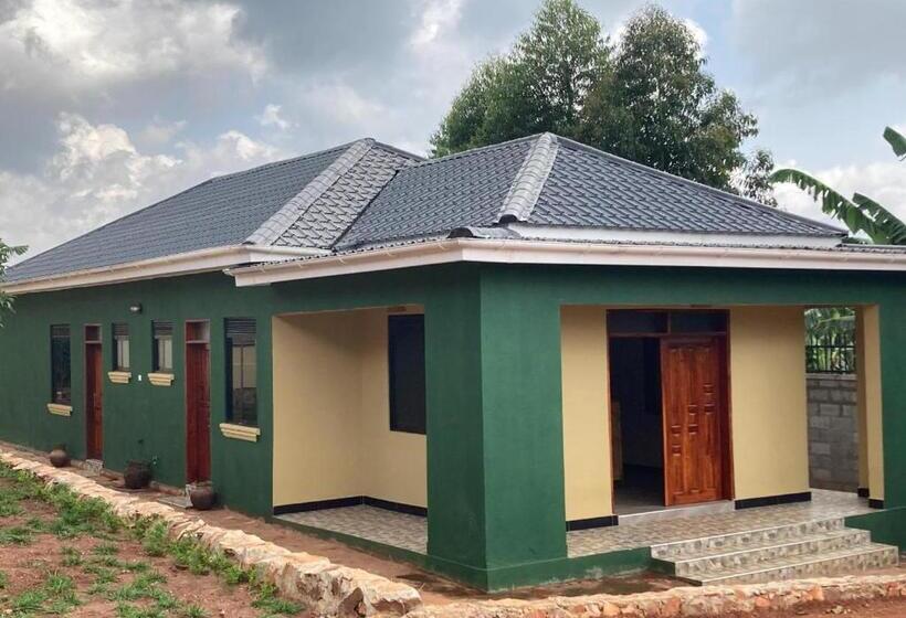 هتل Stevalyn S Ridge View Lodge