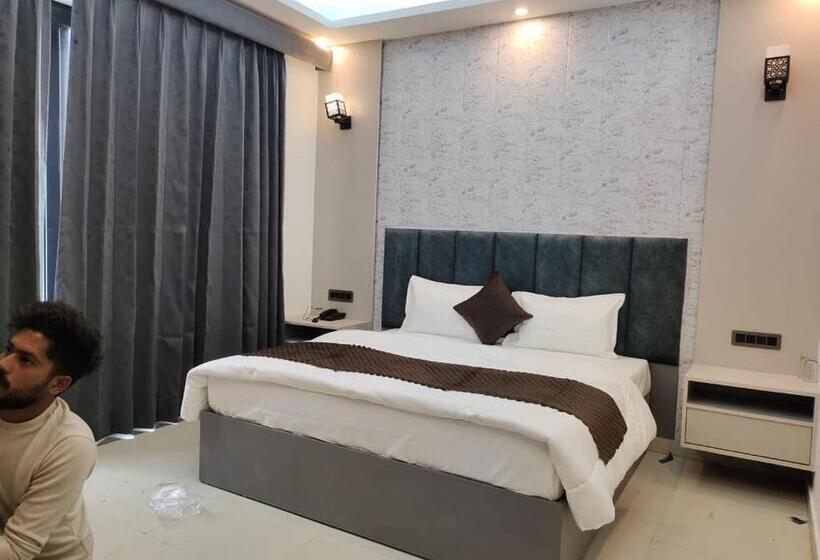 فندق Sudesh Ganga