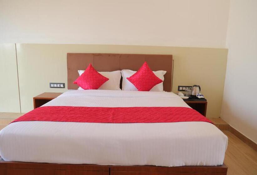 فندق Sumergarh Resorts