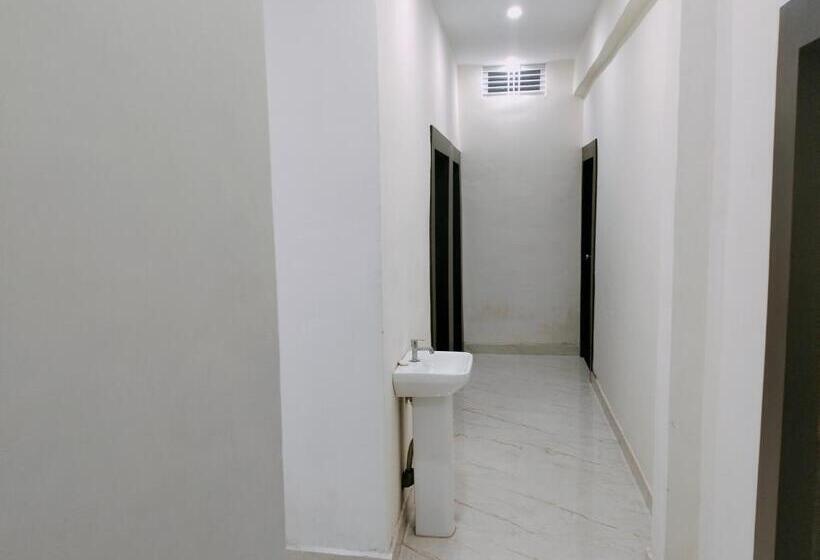 Super Hotel O Ayodhya