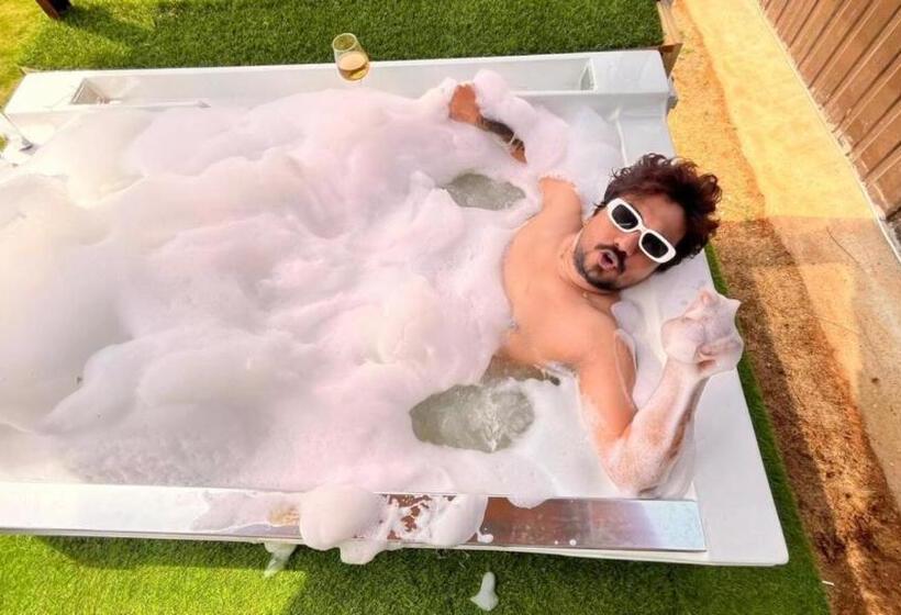 Hotel The Cozy Corner