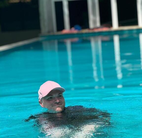 호텔 Turtle Paradise Resort