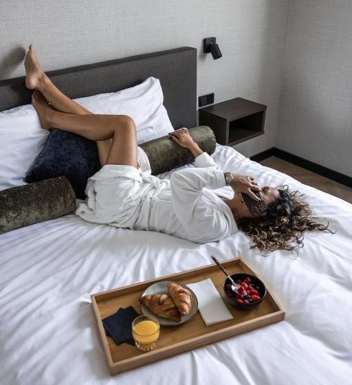 فندق Twenty Three Amsterdam Airport