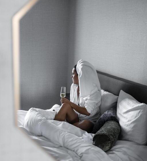 فندق Twenty Three Amsterdam Airport