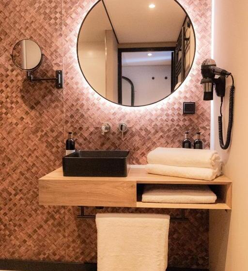 فندق Twenty Three Amsterdam Airport