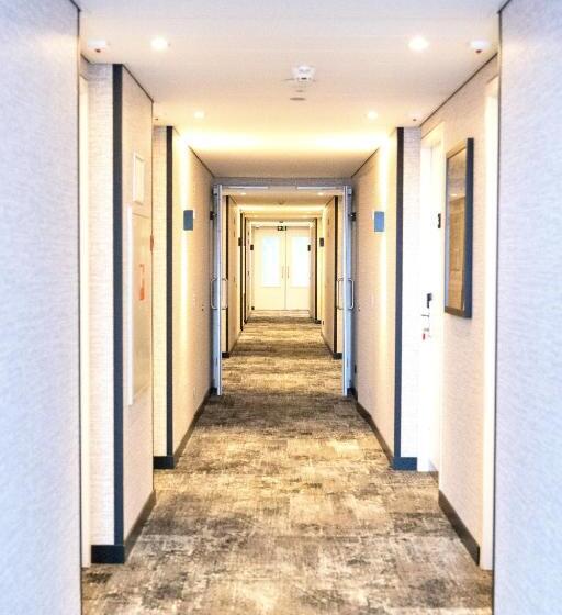 فندق Twenty Three Amsterdam Airport