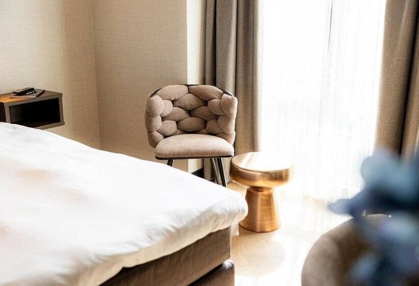 فندق Twenty Three Amsterdam Airport