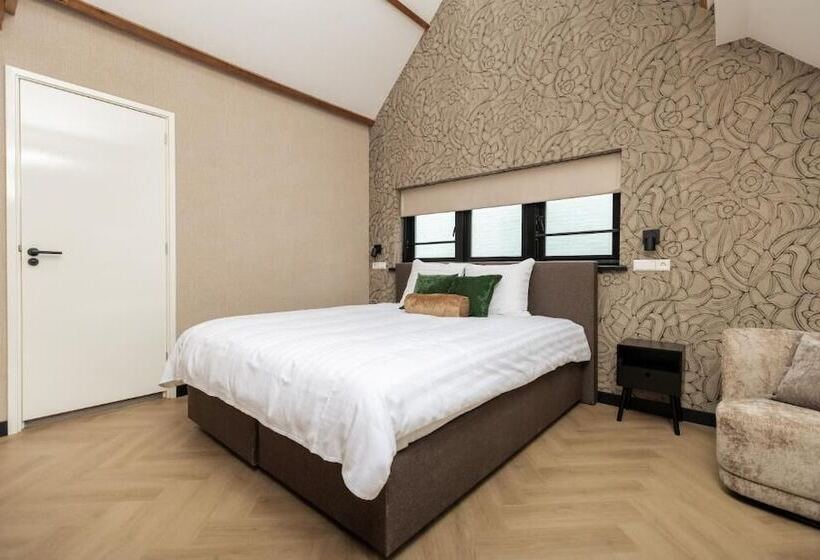 فندق Twenty Three Amsterdam Airport