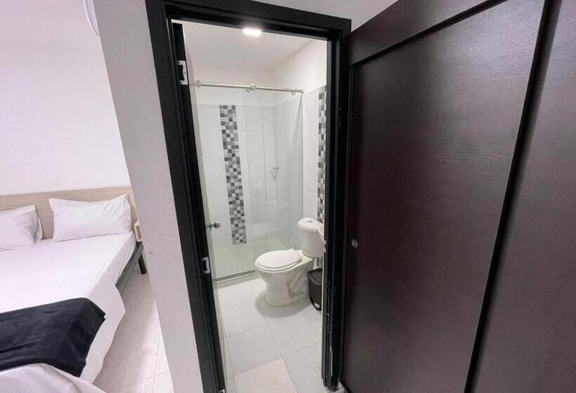 Отель Valencia Gold