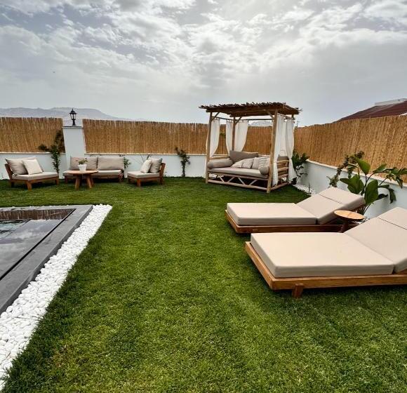 בית מלון כפרי Villa Egella