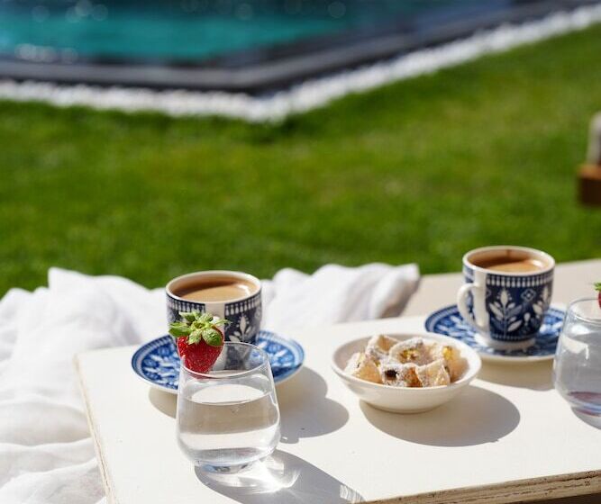 ホテル Villa Egella