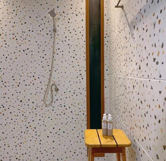 בית מלון כפרי Wanan Cafe & Boutique