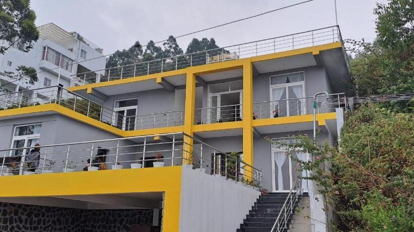 Отель Zendo Hideaway