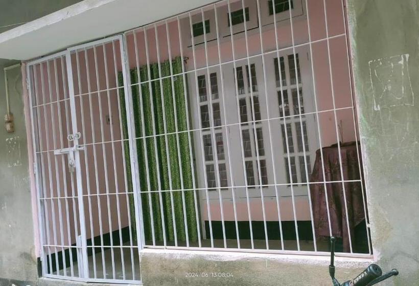 International Backpackers Hostel Guwahati