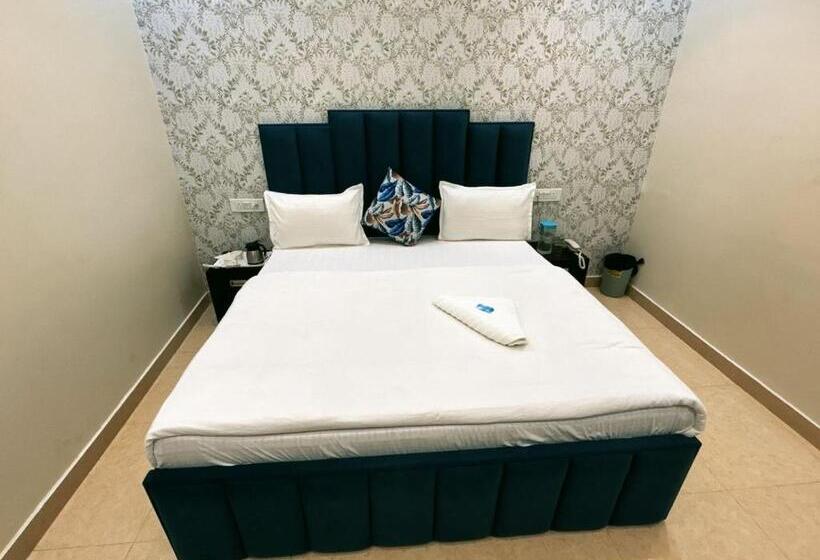 New Prince Hotel & Restaurant