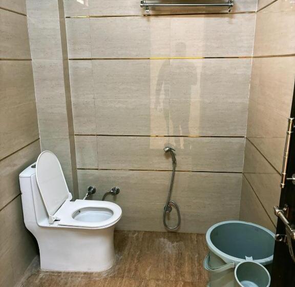 New Prince Hotel & Restaurant