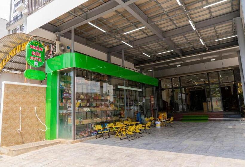 هتل Khách Sạn Nhân đức Sầm Sơn