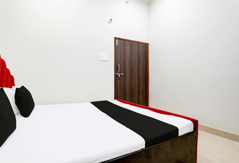 Oyo Sweet Hotel & Restaurant