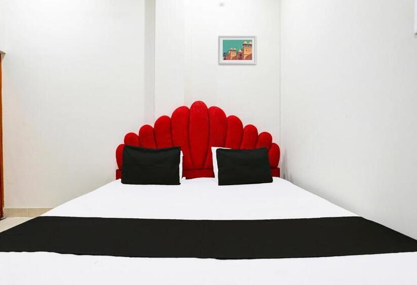 Oyo Sweet Hotel & Restaurant