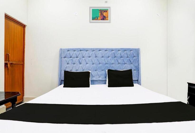 Oyo Sweet Hotel & Restaurant