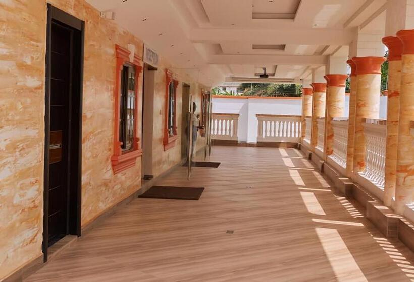 پانسیون 247 Executive Lodge