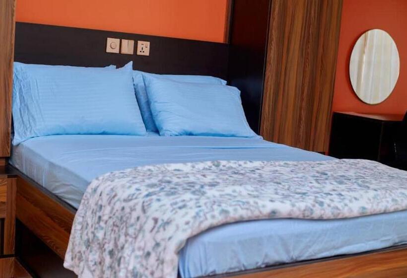 پانسیون 247 Executive Lodge