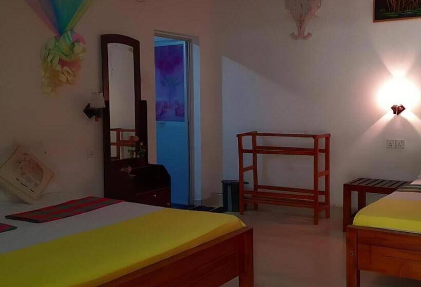 פנסיון Batu S Safari Lodge Udawalawe