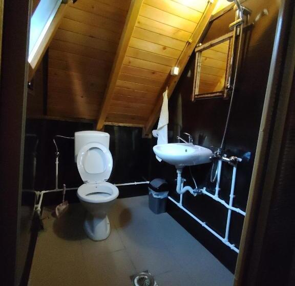 پانسیون Brvnara Pojata Bungalovi