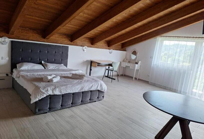 פנסיון Casa De Pe Vale 2