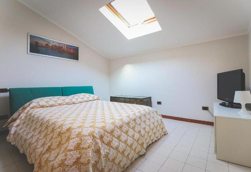 بنسيون Cinquale Sea Room