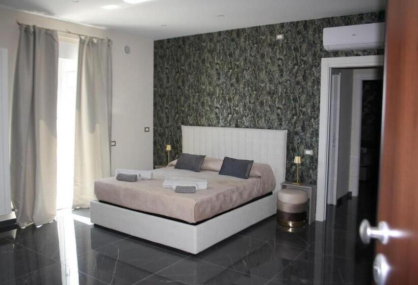 פנסיון Dimora Gyuesy Affittacamere   Mini Appartamenti