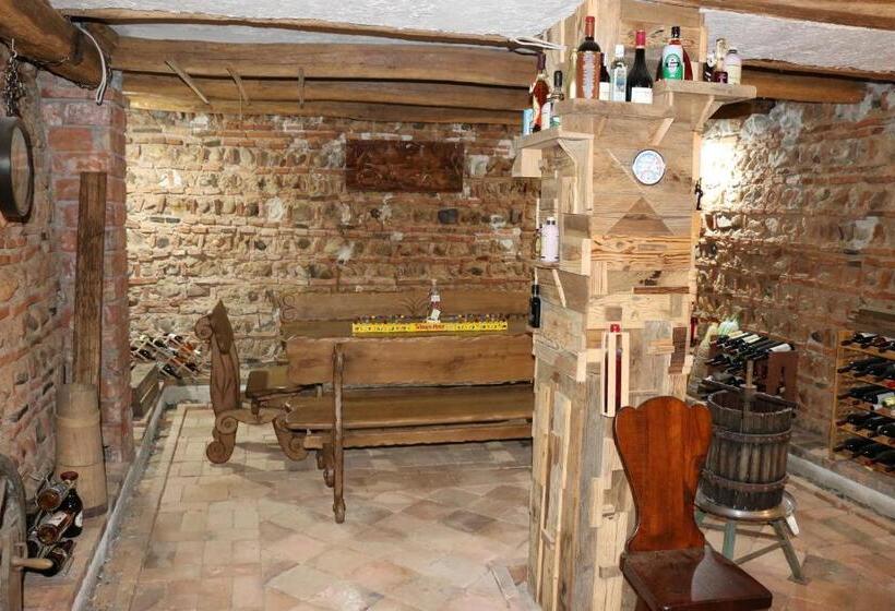 ペンション Domeniul Mortasifu