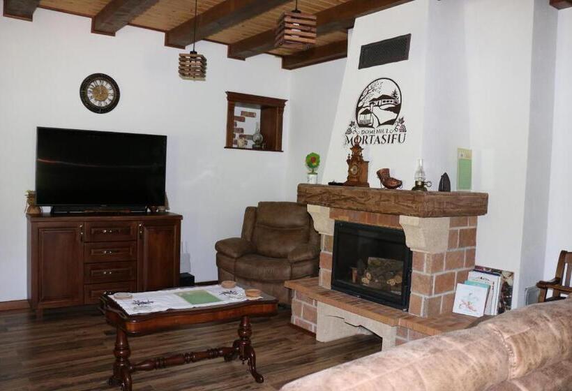 ペンション Domeniul Mortasifu