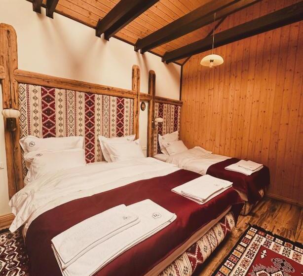 ペンション Domeniul Mortasifu