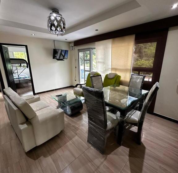 פנסיון Finca Hualcalá 2