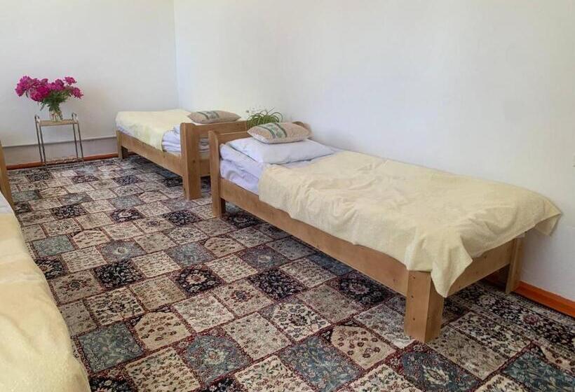 پانسیون Guest House Ai Zhar