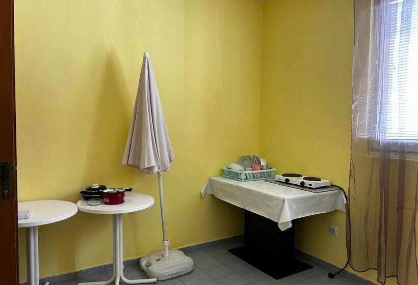 פנסיון Guest House Villa Zoran