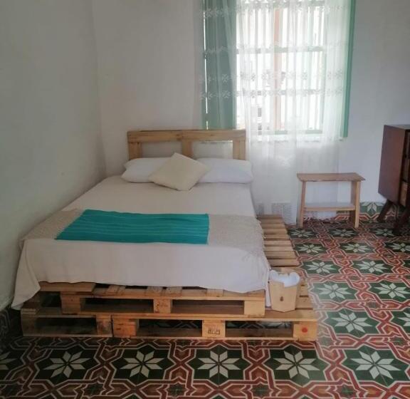 Пансион Hostal Prana Abejorral